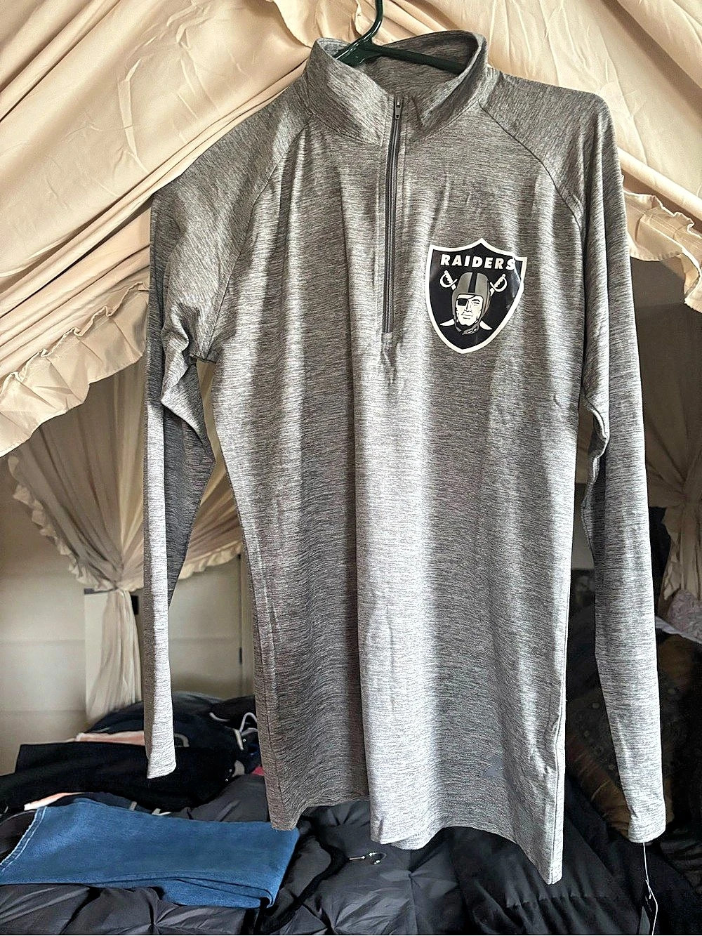 Majestic Las Vegas Raiders NFL Fan Fashion 1/4 Zip Pullover 1/4 Zip Pullover